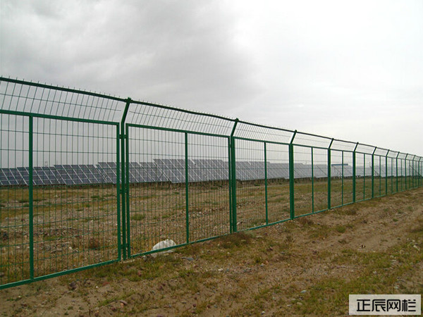 1646703809811340.jpg 電廠護(hù)欄網(wǎng)生產(chǎn)廠家