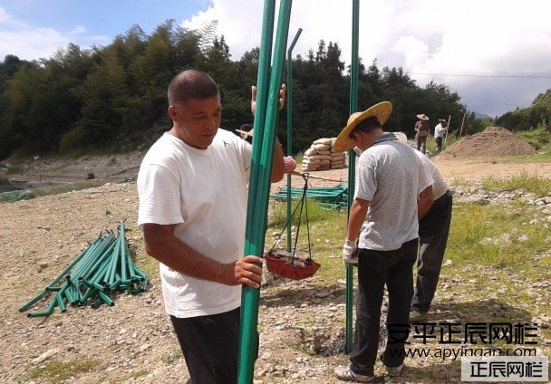 護(hù)欄網(wǎng)安裝步驟 護(hù)欄網(wǎng)安裝步驟