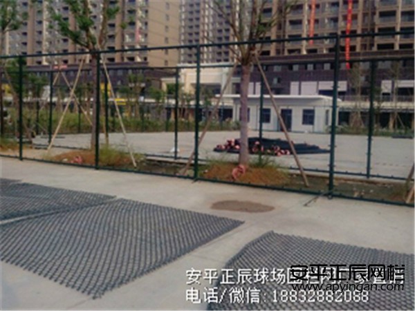 1650761427355968.jpg 籃球場圍網(wǎng)22.jpg