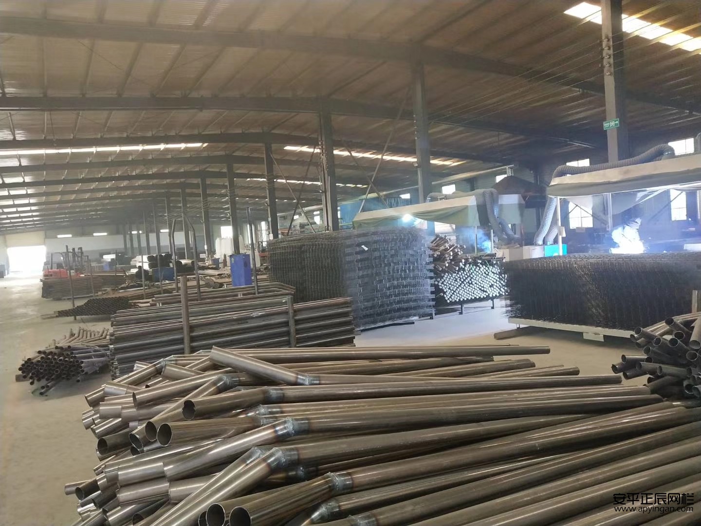 護(hù)欄網(wǎng)生產(chǎn)廠家 護(hù)欄網(wǎng)生產(chǎn)廠家