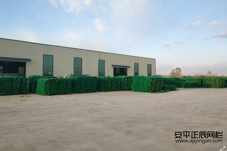 1公路邊護欄網廠家 公路邊護欄網廠家