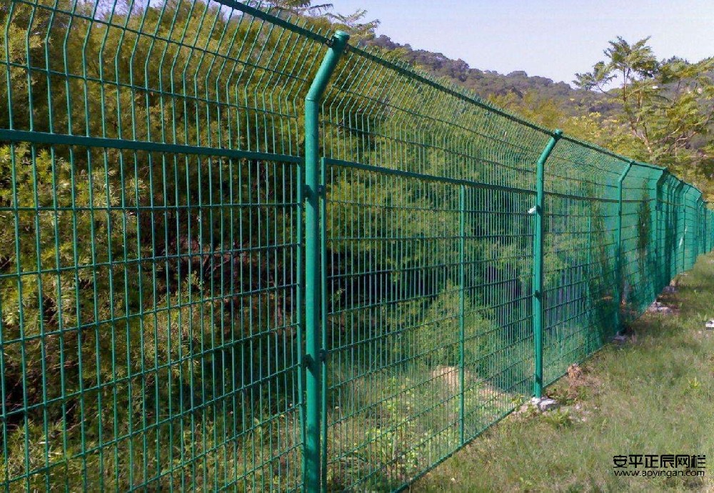 公路邊護欄網廠家 公路邊護欄網廠家