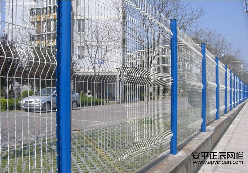 便宜鐵絲網(wǎng)圍欄價格 便宜鐵絲網(wǎng)圍欄價格