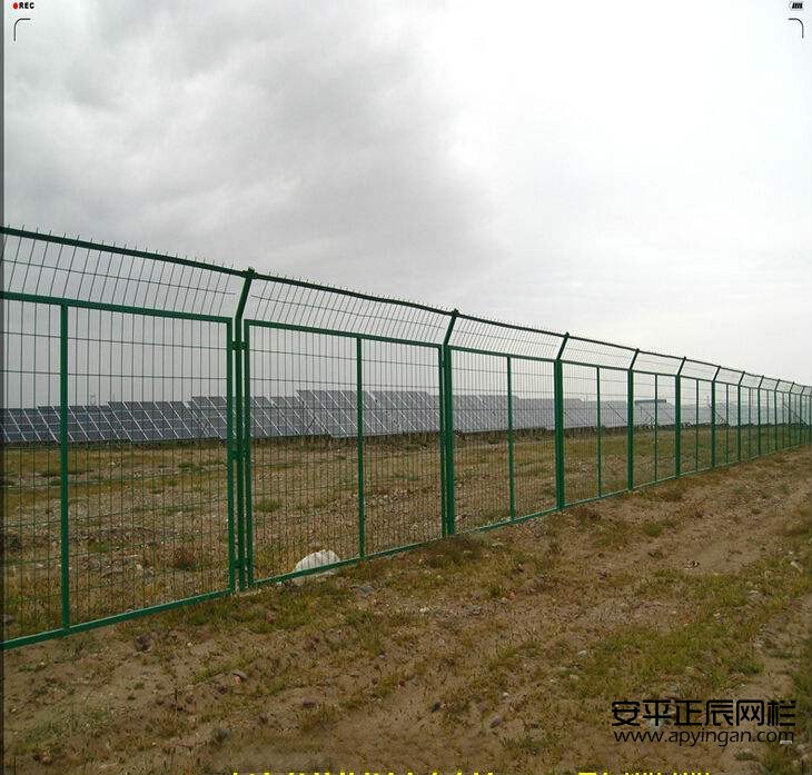 http://www.sxdhfy.com光伏電站網圍欄
