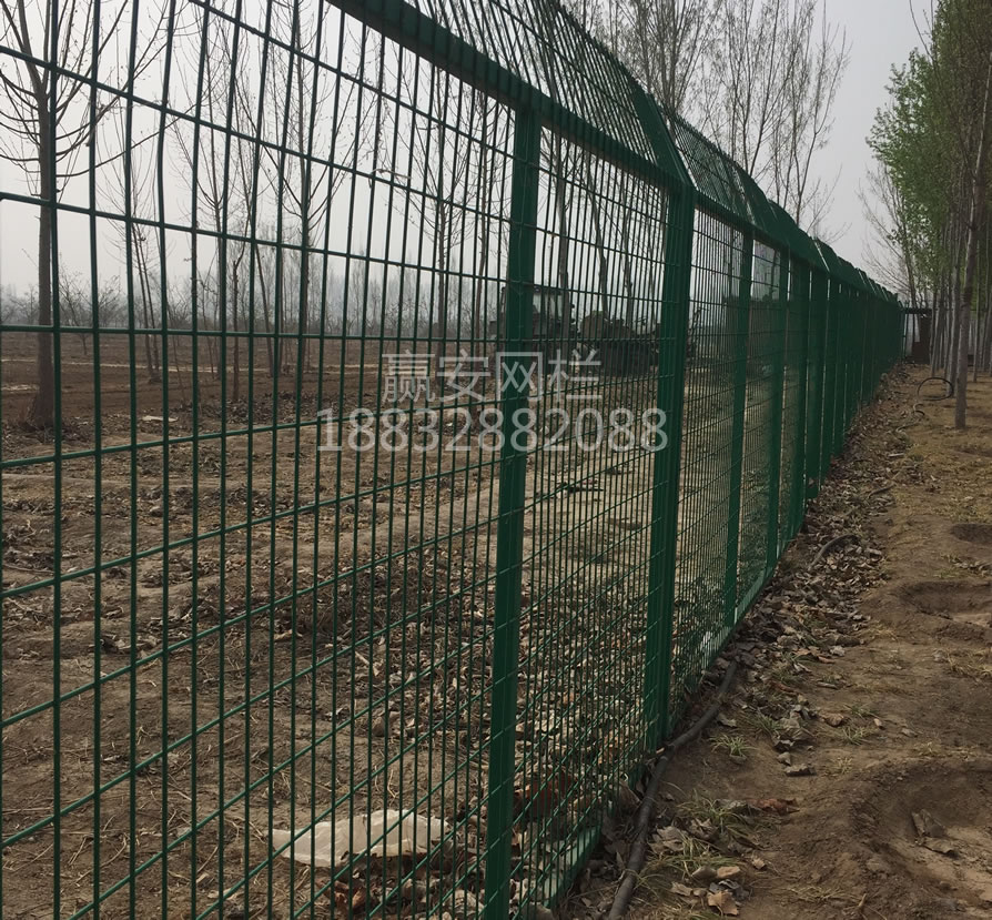 高速護(hù)欄網(wǎng)