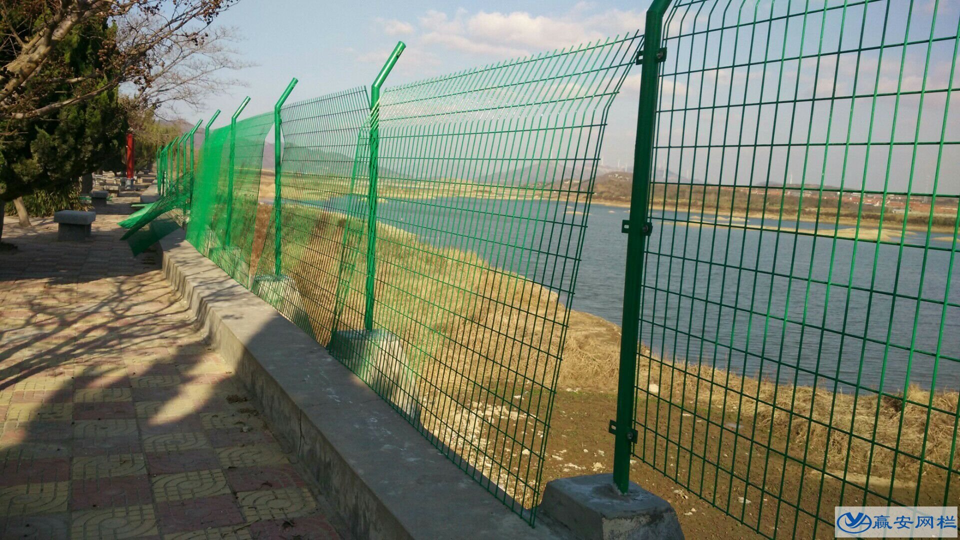 書水庫(kù)專用雙邊絲護(hù)欄網(wǎng)
