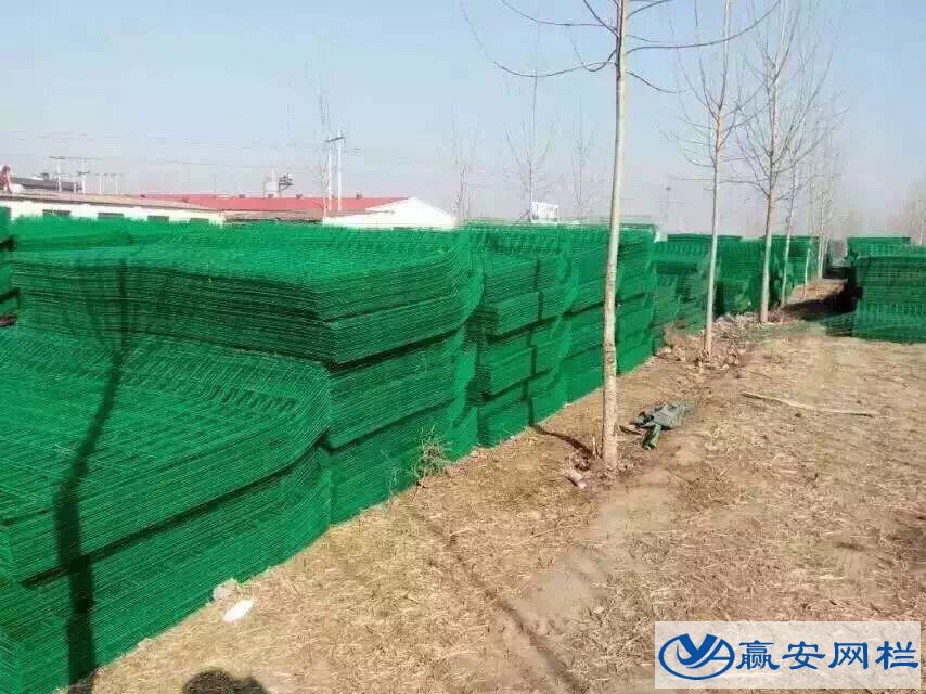 雙邊絲護(hù)欄網(wǎng)