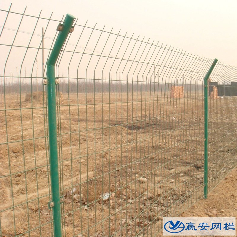 雙邊絲護(hù)欄網(wǎng)圖片