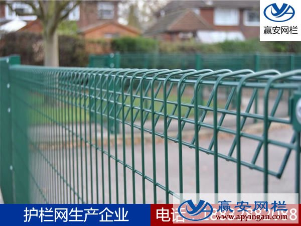 護(hù)欄網(wǎng)圖片