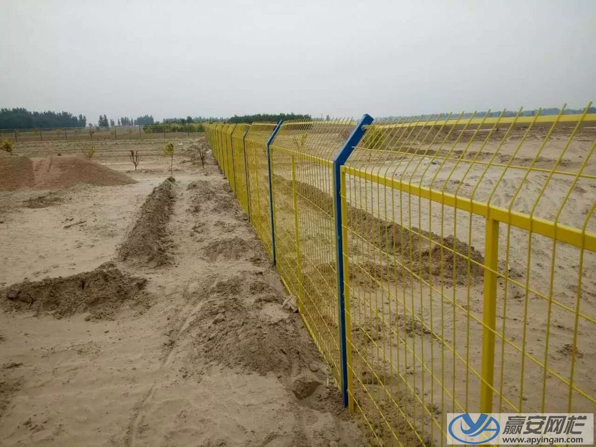 框架護(hù)欄網(wǎng)