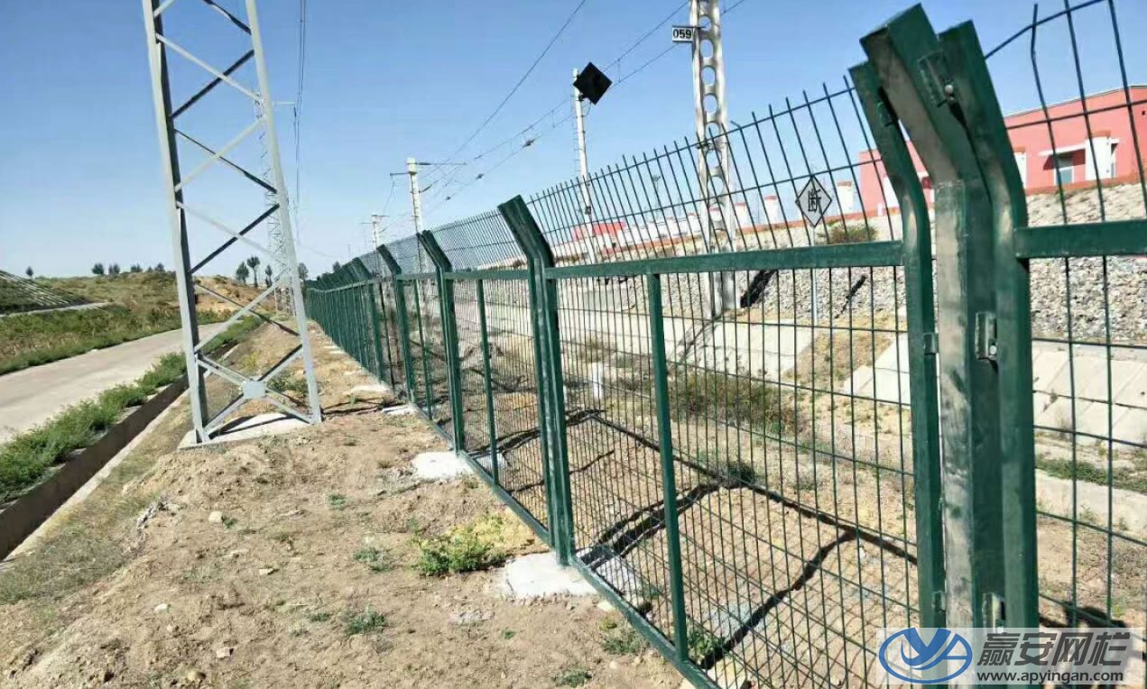 鐵路護(hù)欄網(wǎng)