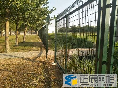 公園圍墻護(hù)欄網(wǎng)