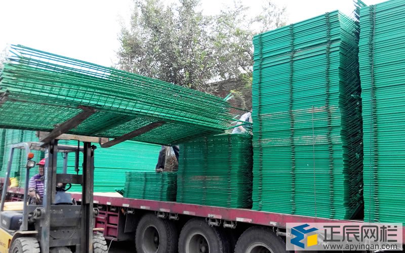 護(hù)欄網(wǎng)價格