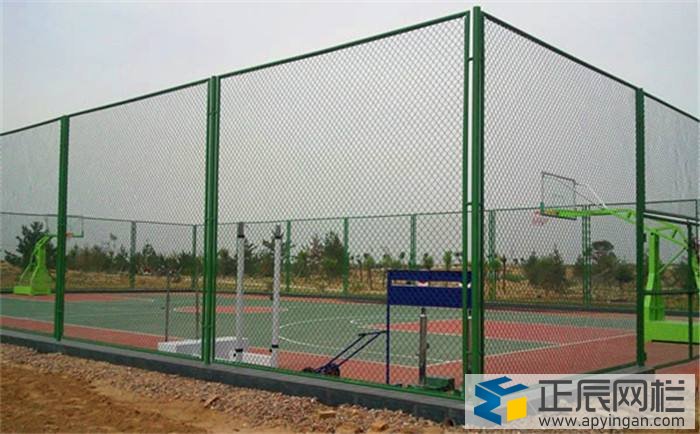 網球場圍欄網
