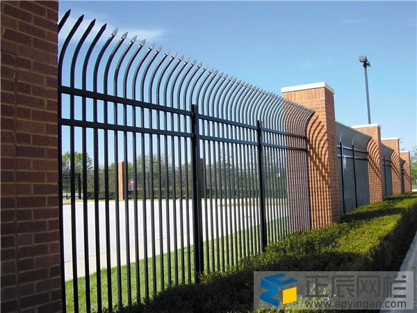 小區圍墻護欄
